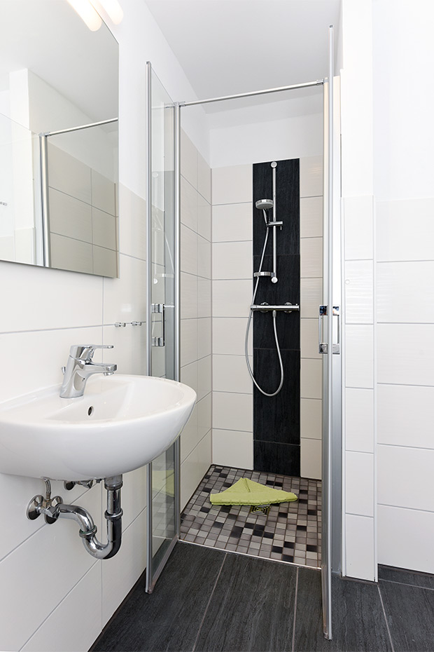 Ferienhaus „Nordseegold“ - Badezimmer im Dachstudio