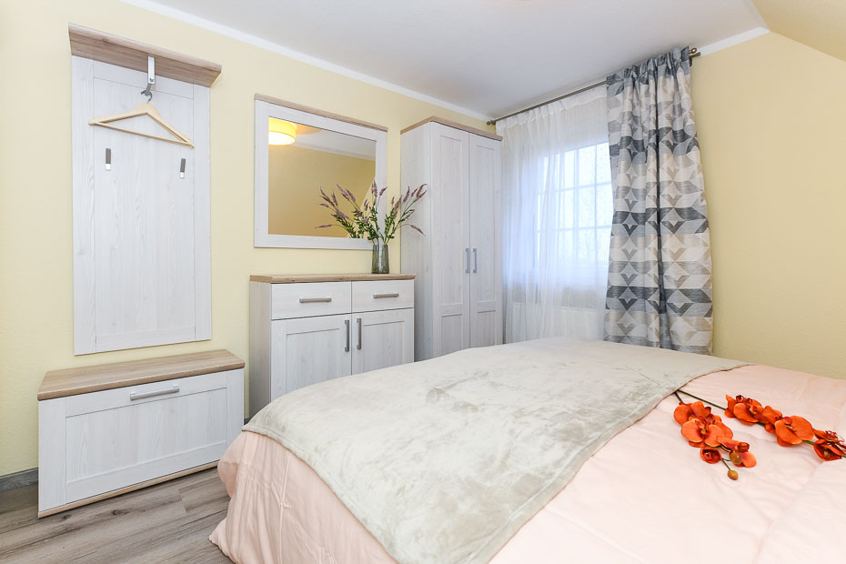 Ferienwohnung 2 - Schlafzimmer