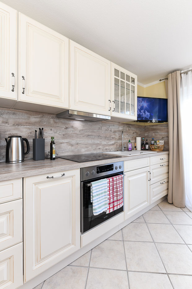 Ferienwohnung 2 - Wohnraum mit integrierter Küche