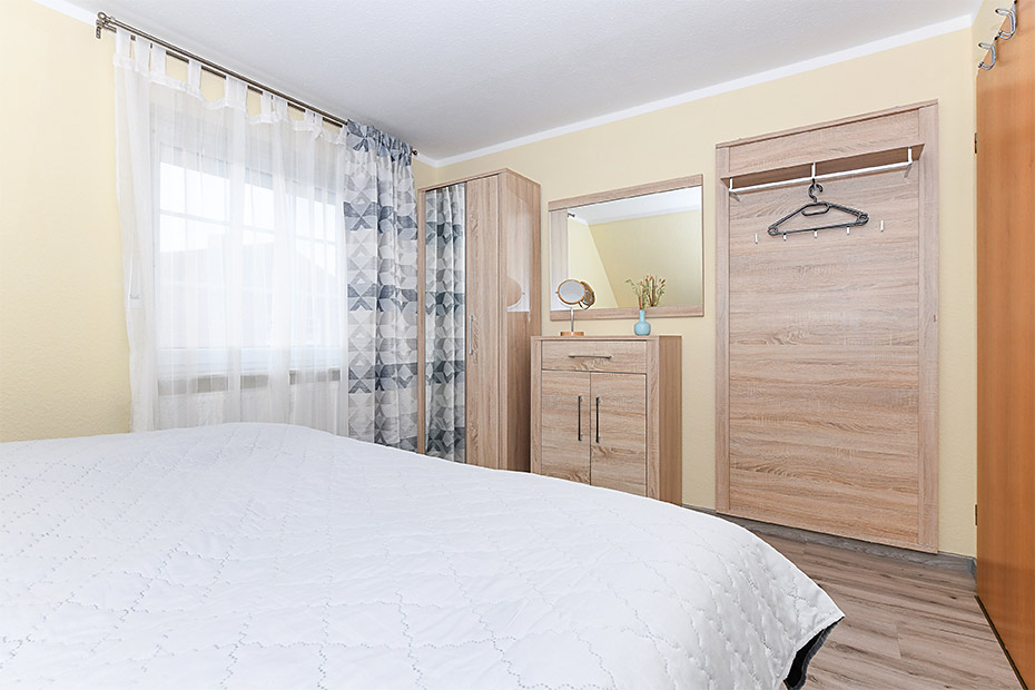 Ferienwohnung 3 - Schlafzimmer 1