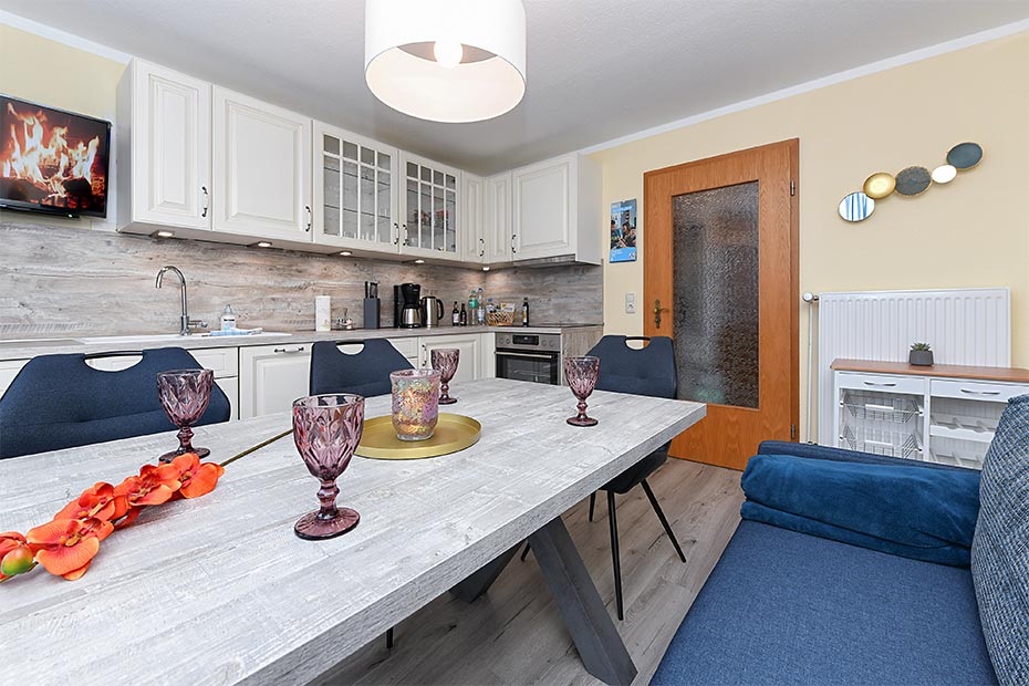 Ferienwohnung 3 - Wohnraum mit integrierter Küche