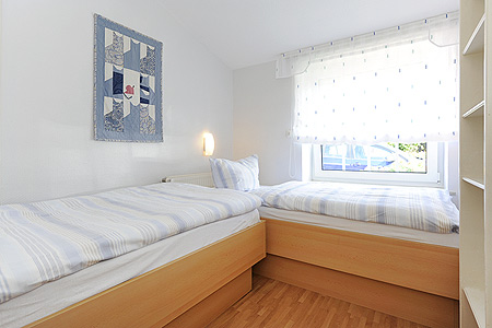 Ferienhaus „Nordseeluft“ - Schlafzimmer 2/Kinderzimmer