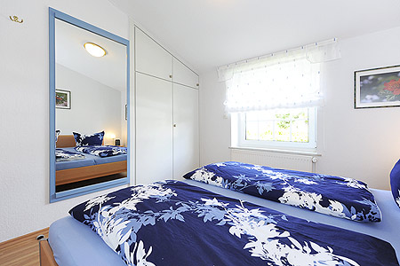 Ferienhaus „Nordseeluft“ - Schlafzimmer 1