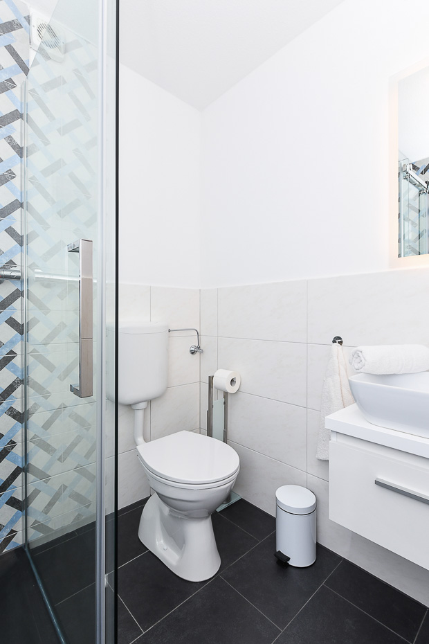 Ferienwohnung 3 - Badezimmer