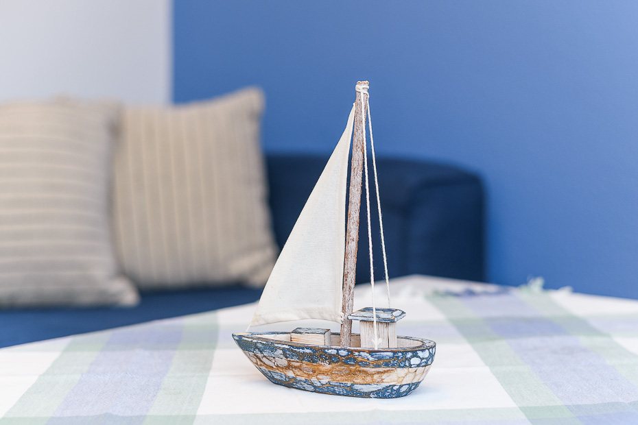 Ferienwohnung 5 - Wohnzimmer mit integriertem Küchenbereich