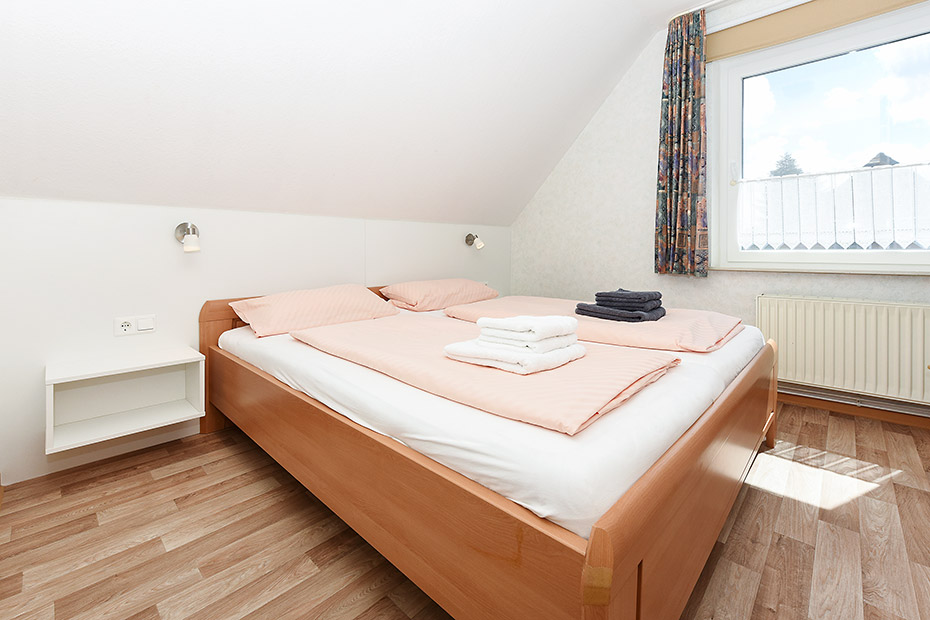 Ferienwohnung „oben links“ - Schlafzimmer