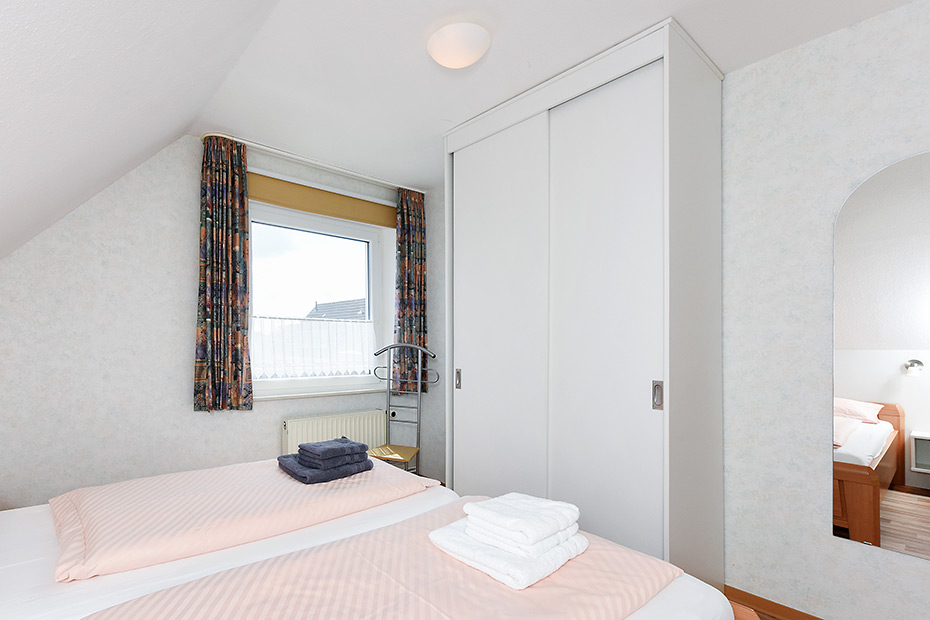 Ferienwohnung „oben links“ - Schlafzimmer