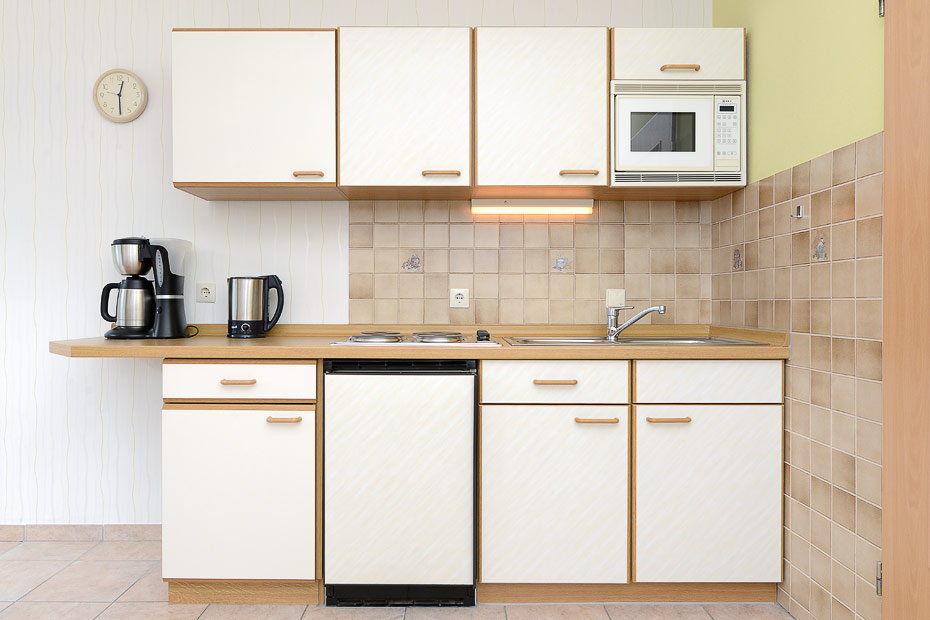 Ferienwohnung „oben links“ - Wohnzimmer mit integriertem Küchenbereich