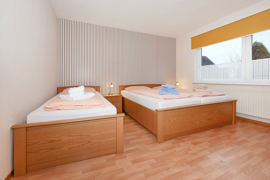 Ferienwohnung „unten“ - Schlafzimmer 1