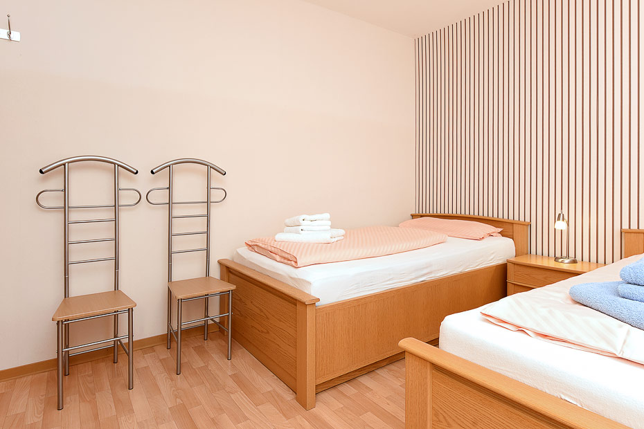 Ferienwohnung „unten“ - Schlafzimmer 1