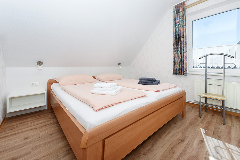 Ferienwohnung „oben links“ - Schlafzimmer