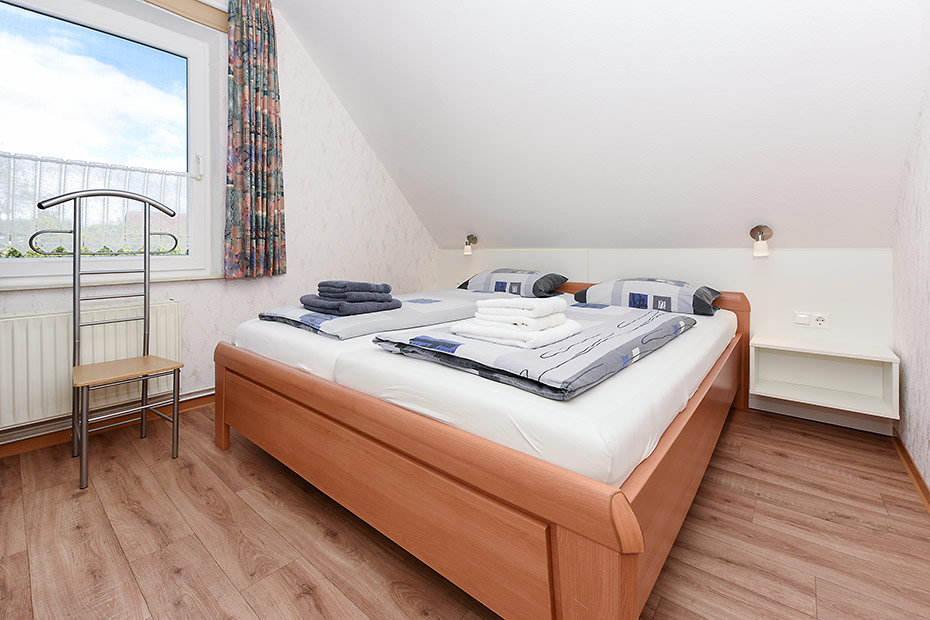 Ferienwohnung „oben rechts“ - Schlafzimmer