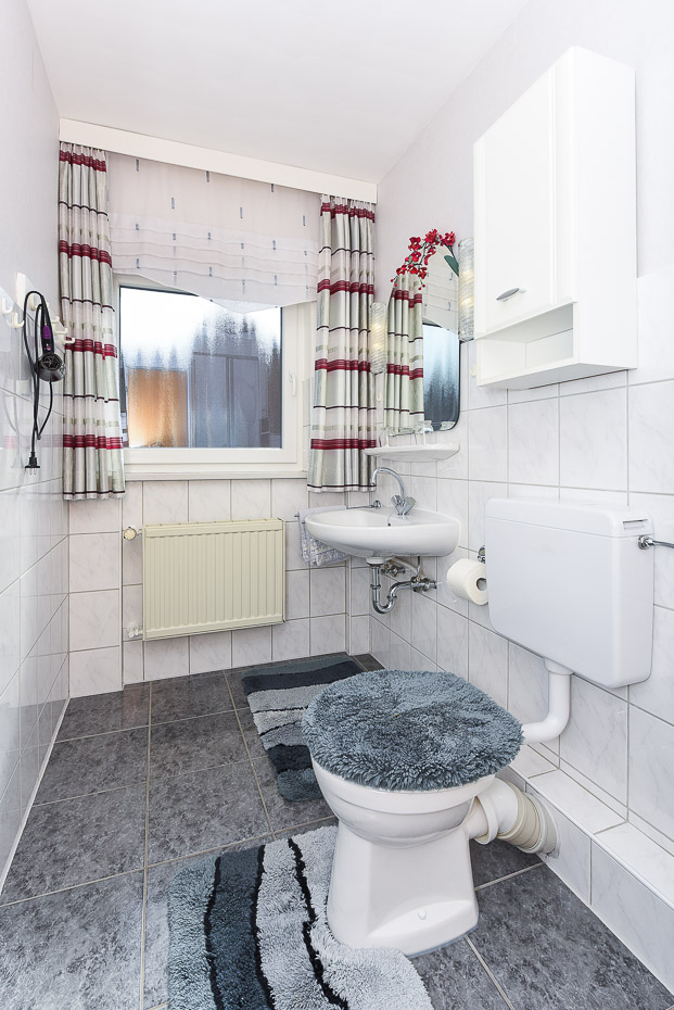 Ferienwohnung „Backbord“ - Badezimmer