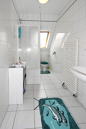Ferienwohnung 2 - Badezimmer
