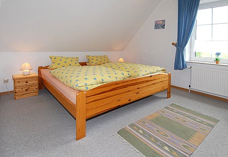Ferienwohnung 2 - Schlafzimmer