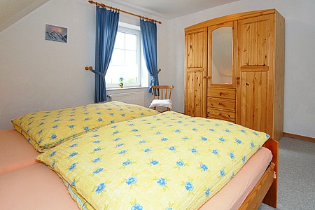 Ferienwohnung 2 - Schlafzimmer