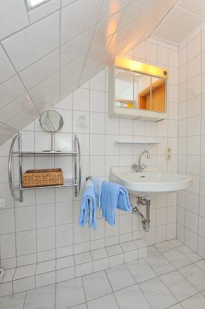 Ferienwohnung „Deich“ - Badezimmer