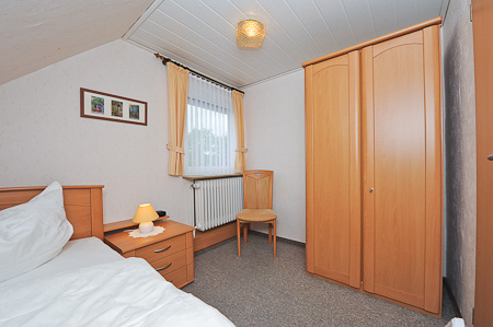 Ferienwohnung „Deich“ - Schlafzimmer 2/Kinderzimmer