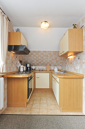 Ferienwohnung „Deich“ - Wohnzimmer mit integriertem Küchenbereich