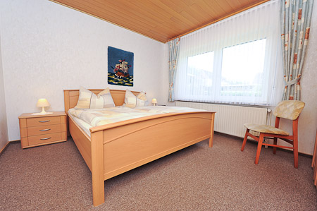 Ferienwohnung „Strand“ - Schlafzimmer 1
