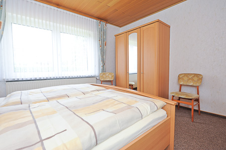 Ferienwohnung „Strand“ - Schlafzimmer 1