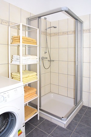 Ferienwohnung 1 - Badezimmer