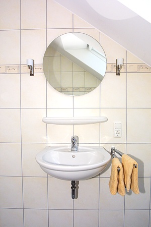 Ferienwohnung 2 - Badezimmer