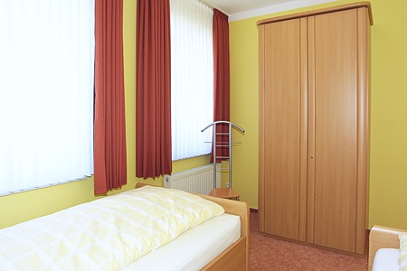 Ferienwohnung 2 - Schlafzimmer 2/Kinderzimmer