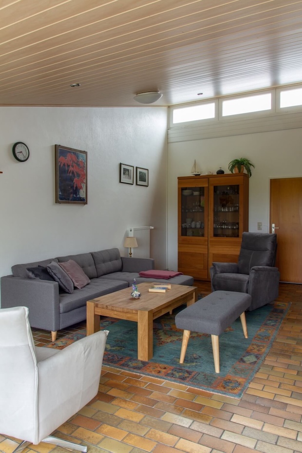 Ferienhaus „Treibholz III“ - Wohnraum mit räumlich abgeteilter Küche