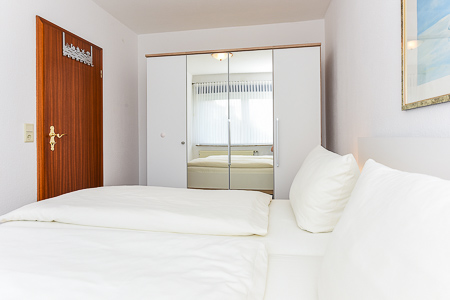 Ferienwohnung 1 - Schlafzimmer