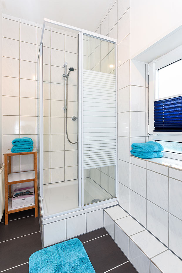 Ferienwohnung „Dünenrose“ (4) - Badezimmer