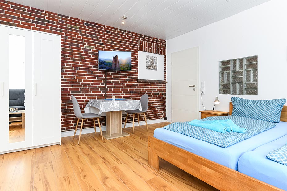 Ferienwohnung „Dünenrose“ (4) - Wohn- und Schlafraum