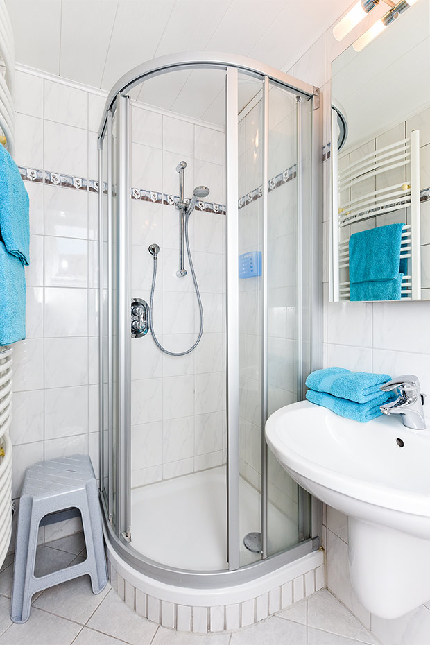 Ferienwohnung „Strandaster“ (3) - Badezimmer