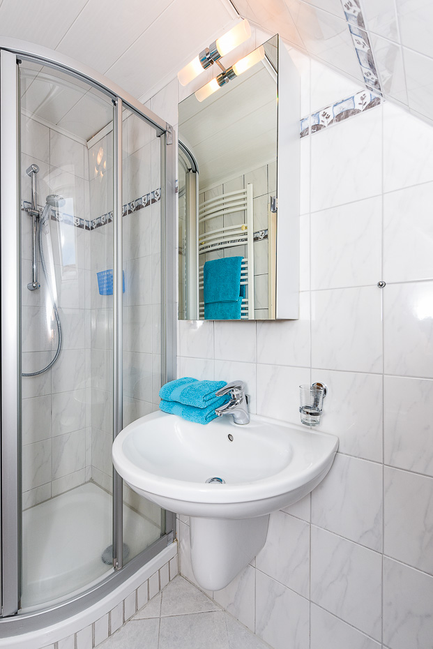 Ferienwohnung „Strandaster“ (3) - Badezimmer