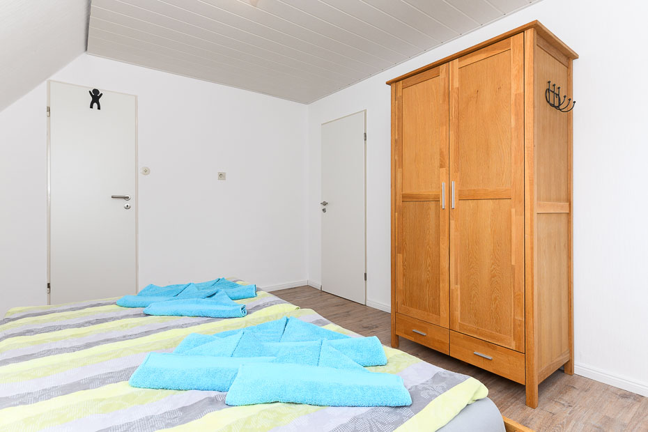 Ferienwohnung „Strandflieder“ (2) - Schlafzimmer