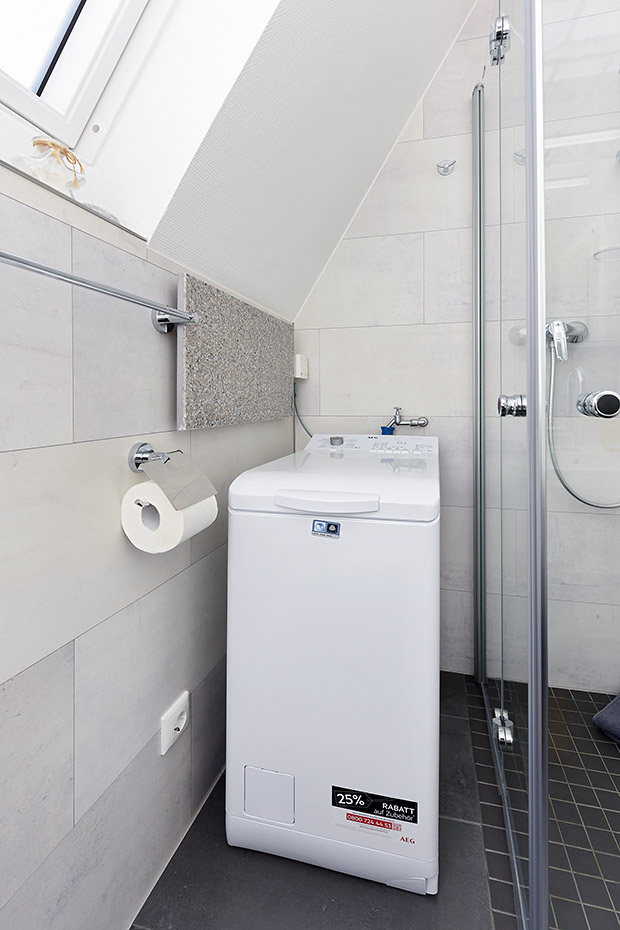 Ferienhaus „Wattwurm“ - Badezimmer