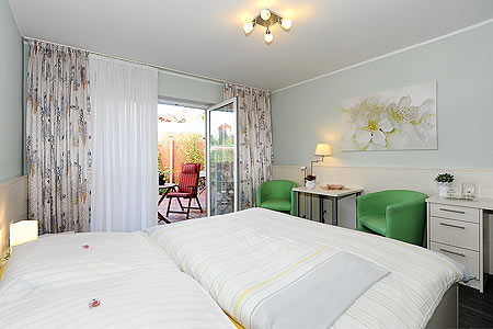 Doppelzimmer „Groß“ mit Terrasse - Doppelzimmer