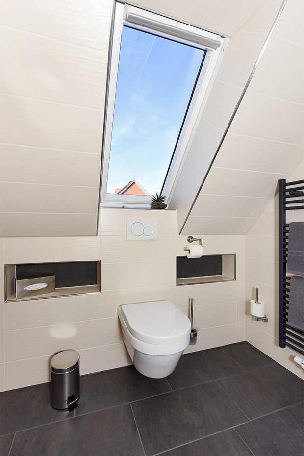 Doppelzimmer „Groß“ mit Balkon - Badezimmer