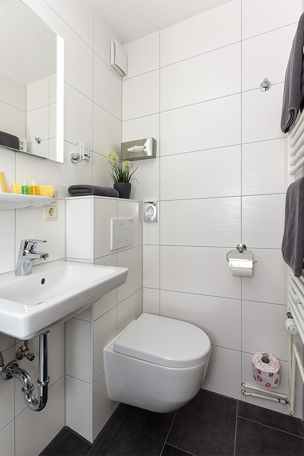 Doppelzimmer „Standard“ mit Terrasse - Badezimmer