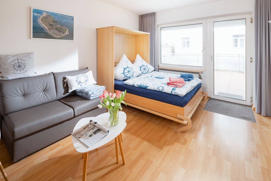 Apartment „Sonnenblick“ - Wohn- und Schlafraum mit integriertem Küchenbereich