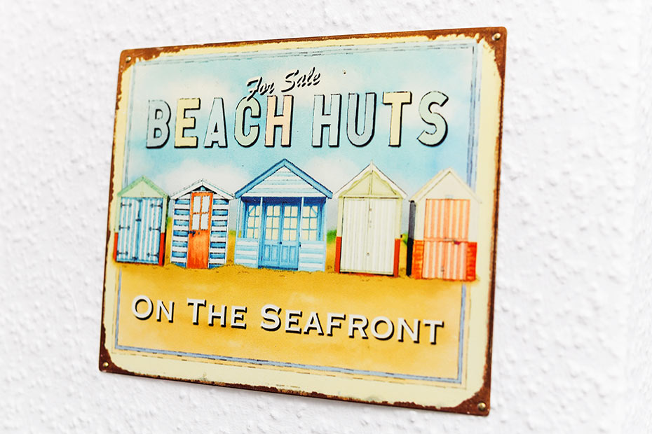 Ferienwohnung „Seesternchen“ - Wohnzimmer mit integriertem Küchenbereich