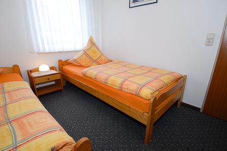 Ferienwohnung 1 - Schlafzimmer 2/Kinderzimmer