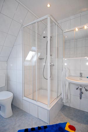 Ferienwohnung 2 - Badezimmer