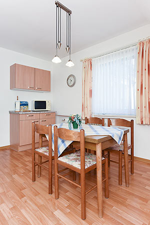 Ferienwohnung 2 - Küche