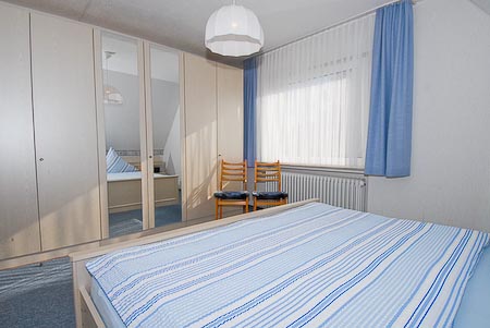 Ferienwohnung 2 - Schlafzimmer 1