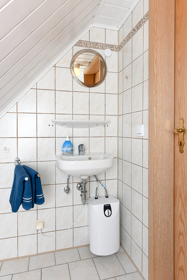 Ferienhaus „Lieblingsdüne“ - separates zweites WC im Obergeschoss