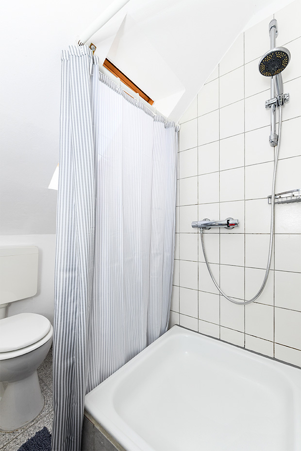 Ferienhaus „Nordsee Landhuus Heinken“ - Badezimmer