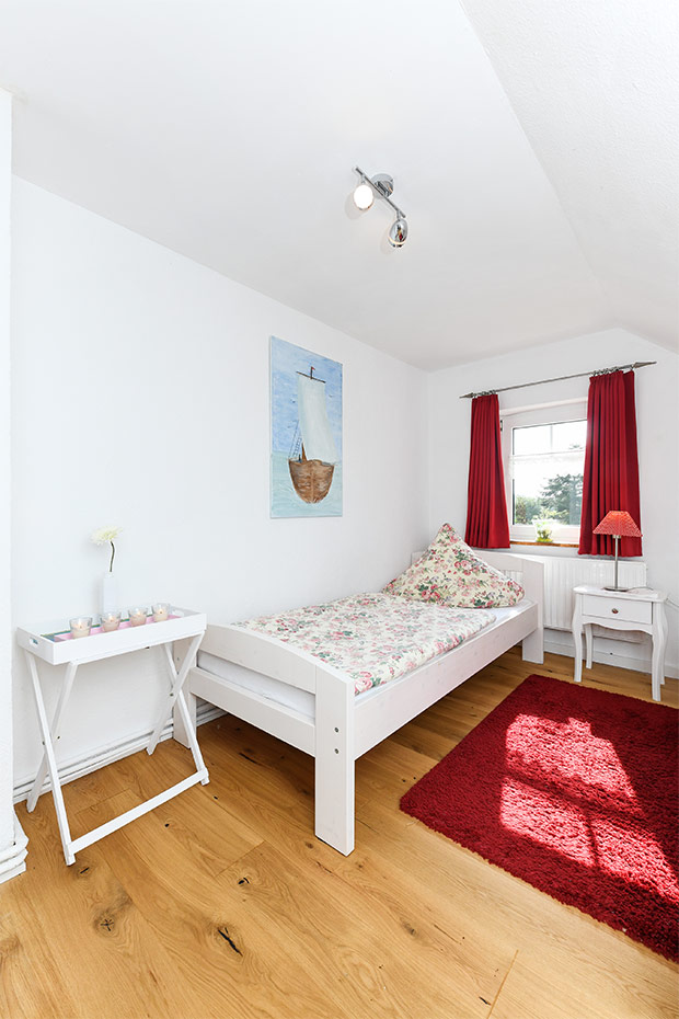 Ferienhaus „Nordsee Landhuus Heinken“ - Schlafzimmer 2/Kinderzimmer
