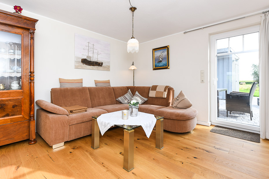 Ferienhaus „Nordsee Landhuus Heinken“ - Wohn- und Esszimmer