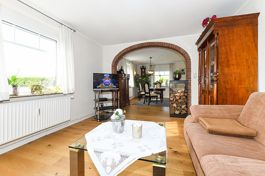 Ferienhaus „Nordsee Landhuus Heinken“ - Wohn- und Esszimmer